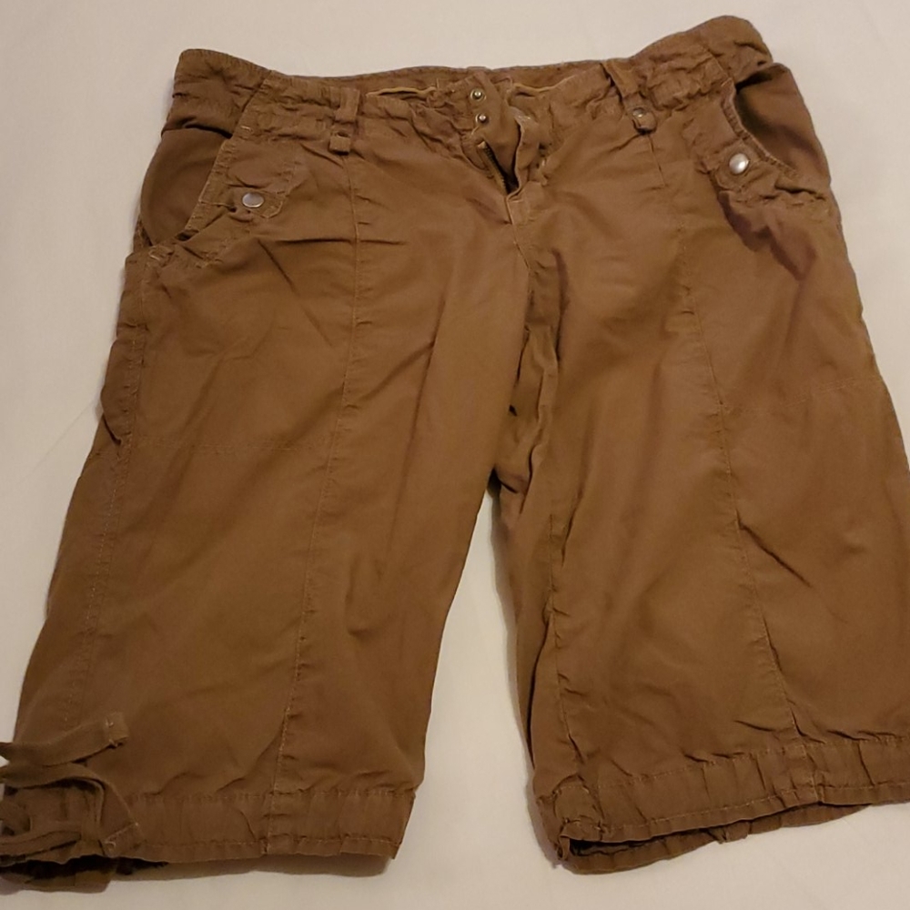 Fossil Capri
